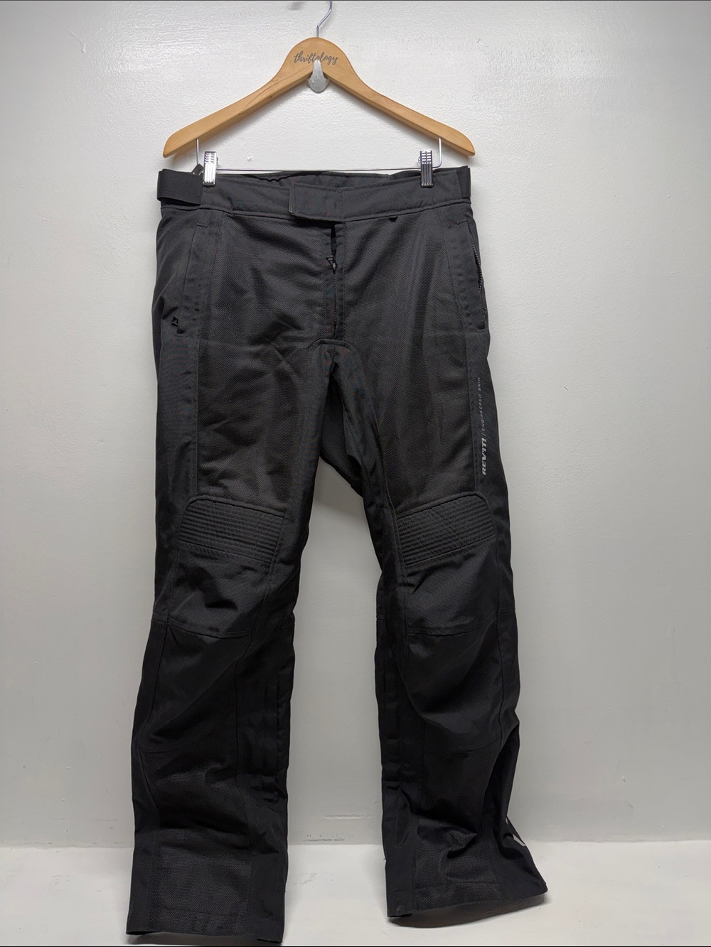 Rev It Engineered Skin Motorcycle Pants Riding Armored Pant Black Men Medium